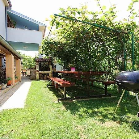 Pifar Lejlighed *
